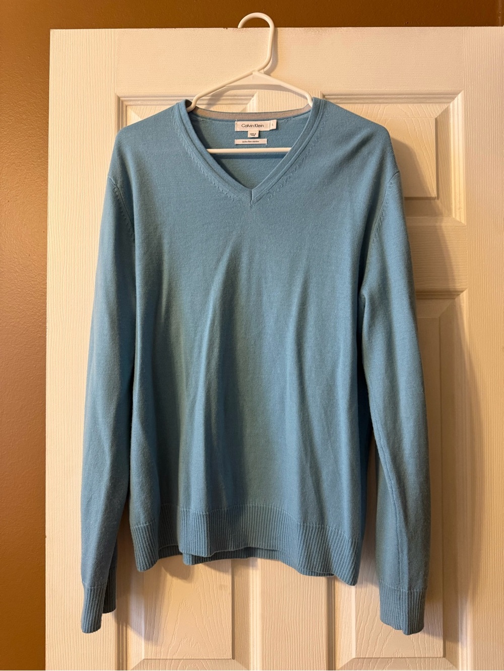 Calvin Klein Men's Extra Fine Merino Wool Sky Blue V-Neck Sweater